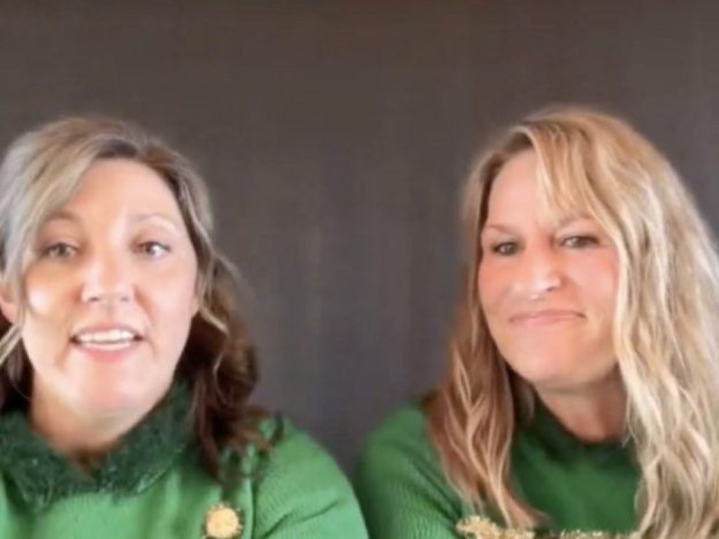 A Retro Christmas Tale